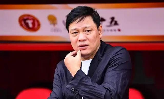 AG体育-前国脚曝国足新帅人选，直指45岁亚洲足球先生，范志毅被淘汰(国足主帅新人选被曝)